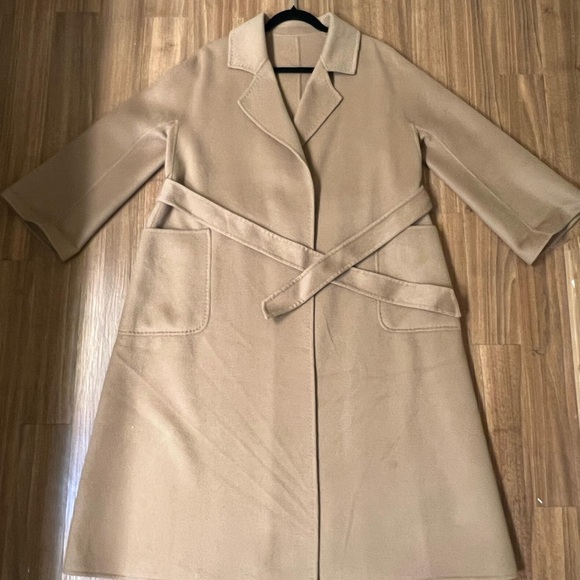 Cashmere Wool Coat - Picture 15 of 16